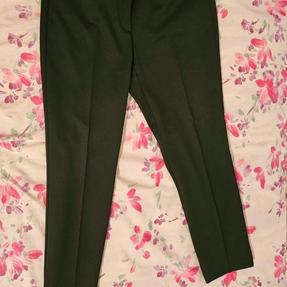 NWOT Tristan basic crop pants - Picture 5 of 5